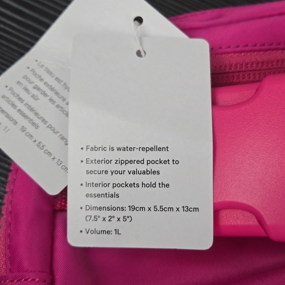 Lululemon Everywhere Belt Bag Sonic Pink 1L New With Tags - Picture 9 of 12